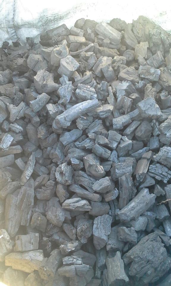 HARDWOOD CHARCOAL